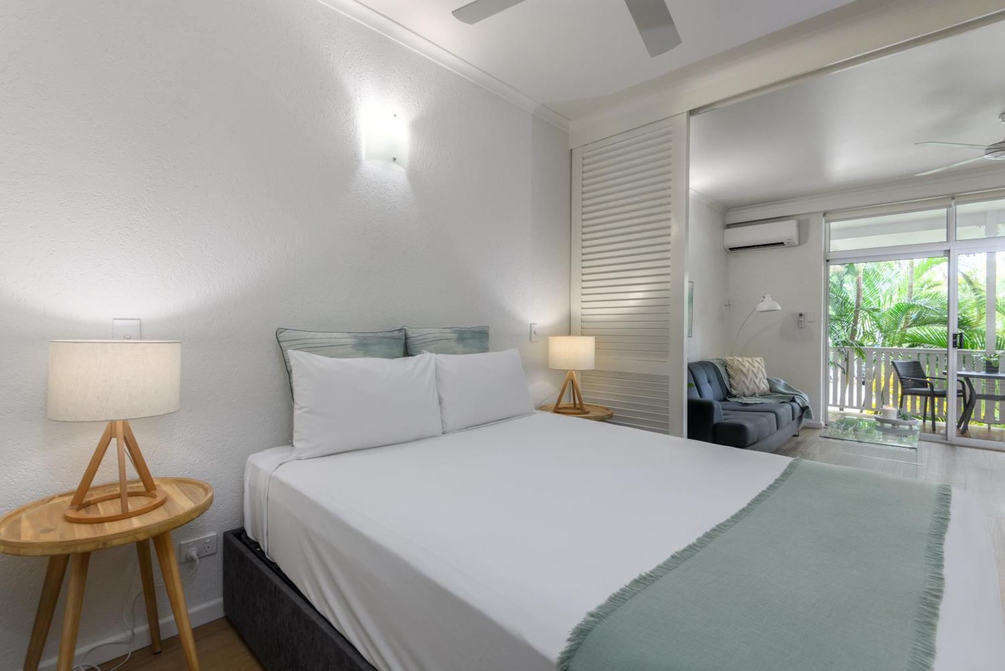 Ocean Palms Apartments Port Douglas Esterno foto