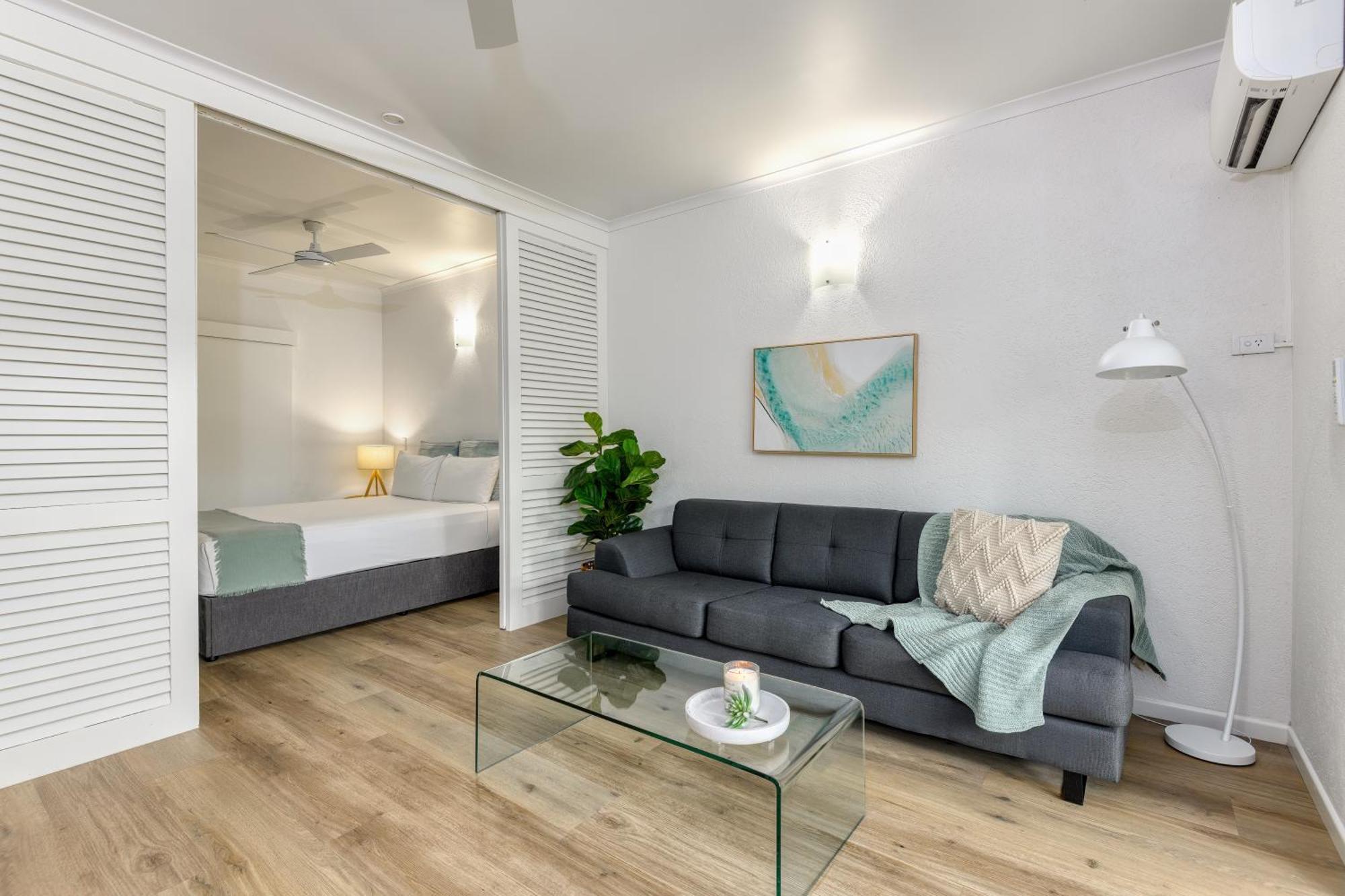 Ocean Palms Apartments Port Douglas Esterno foto