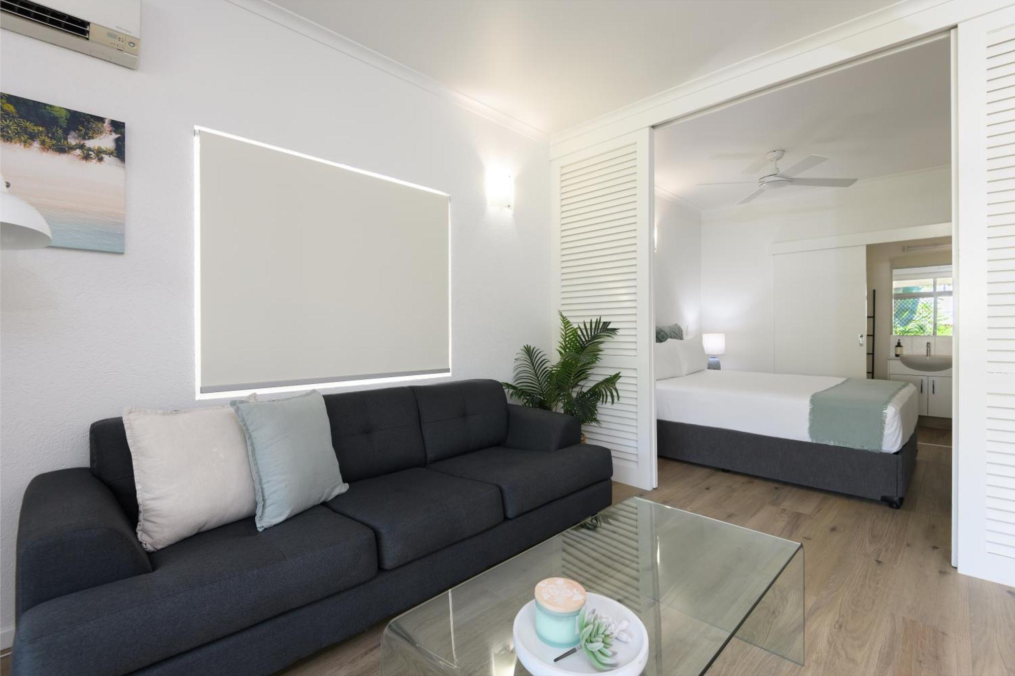 Ocean Palms Apartments Port Douglas Esterno foto