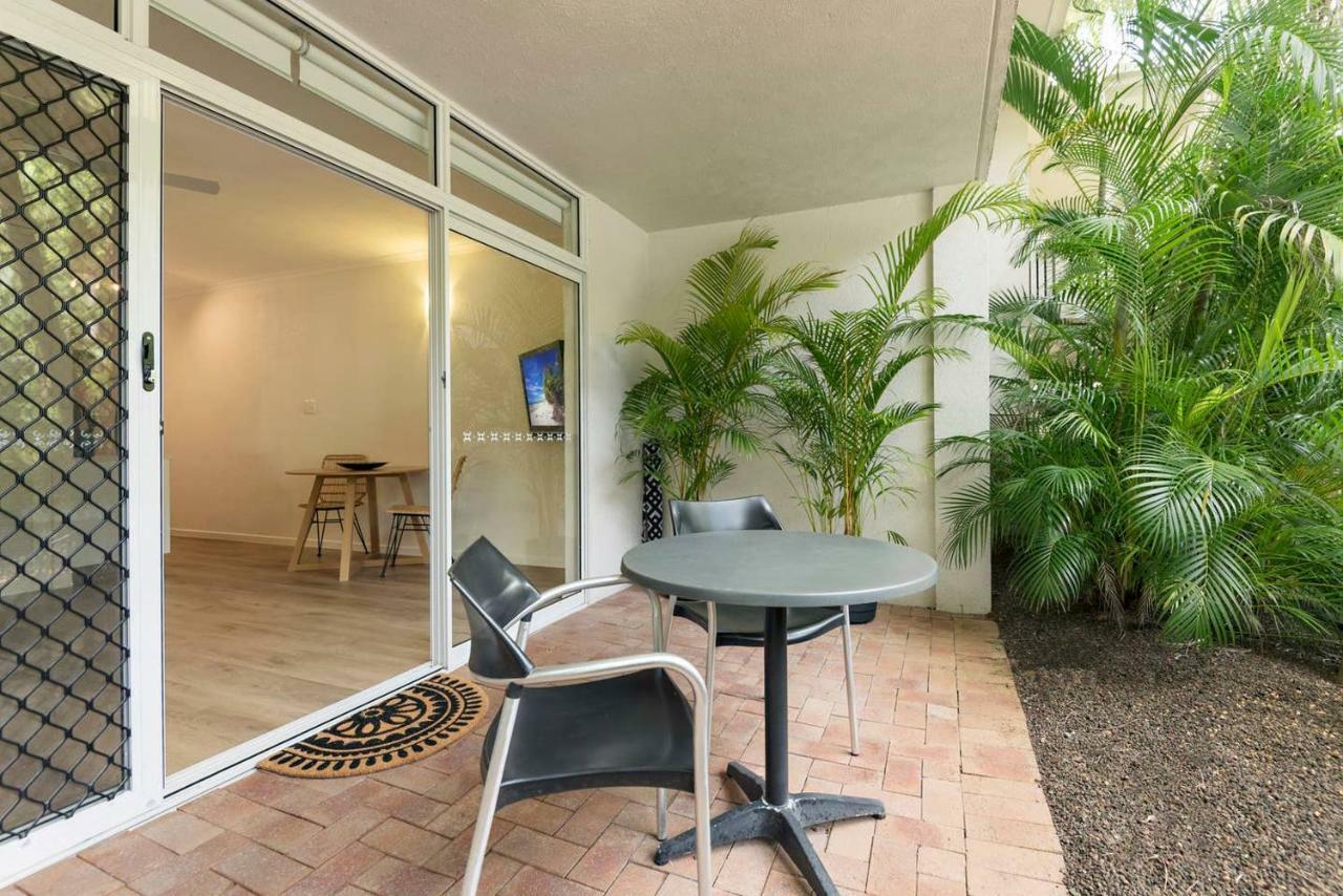 Ocean Palms Apartments Port Douglas Esterno foto