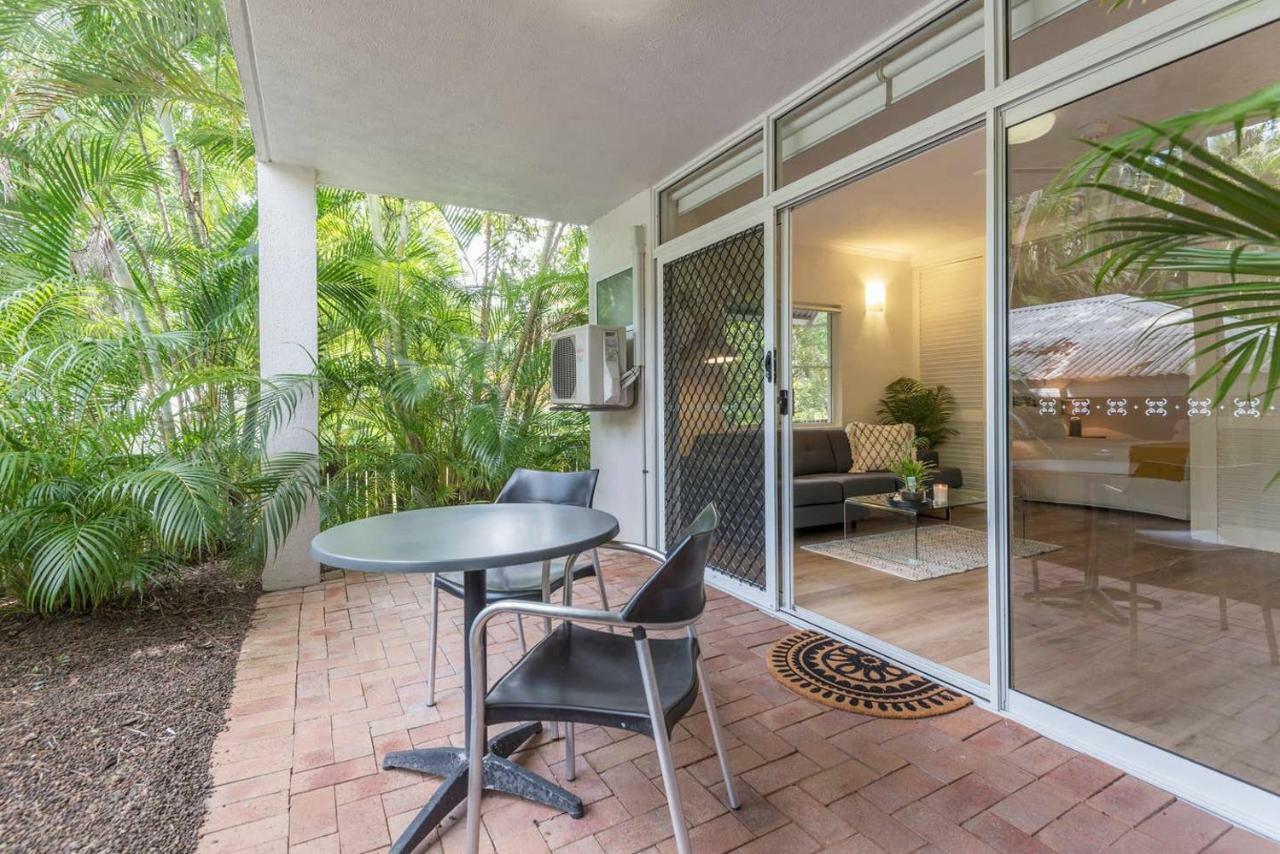 Ocean Palms Apartments Port Douglas Esterno foto